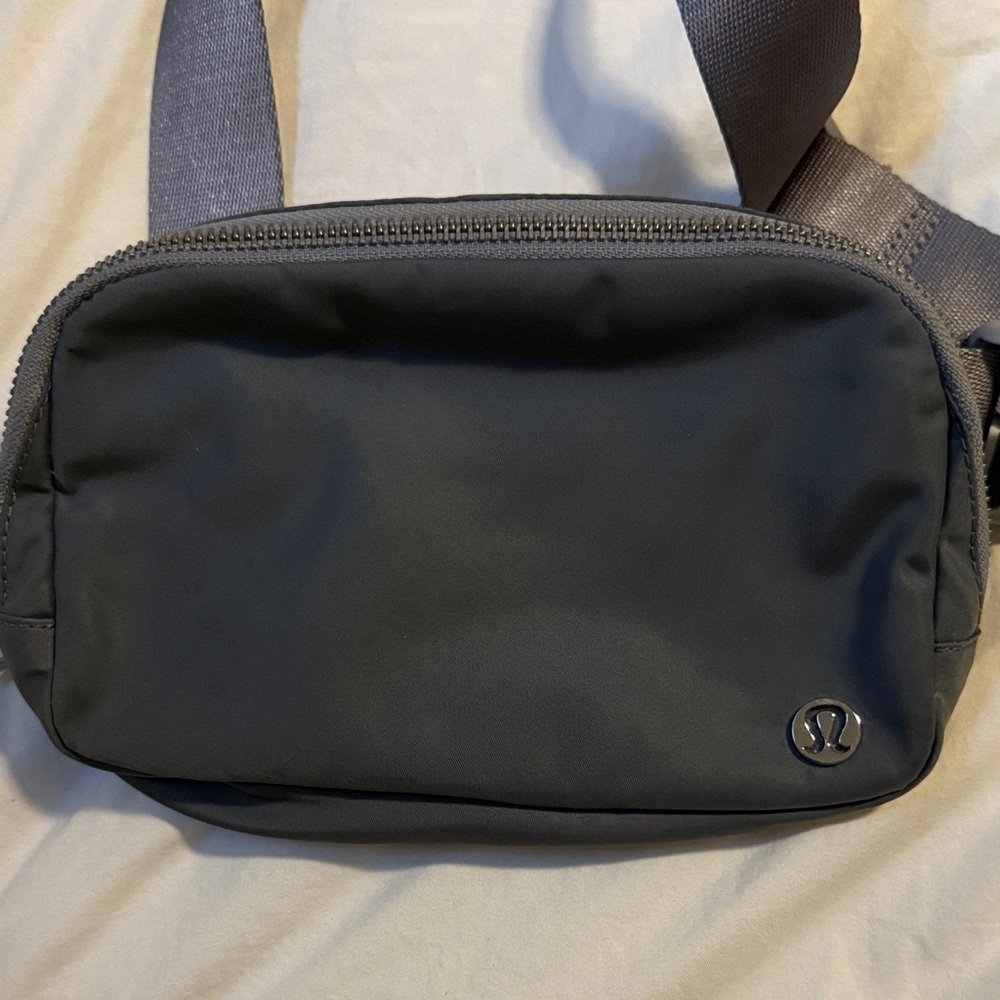 lululemon athletica Gray Belt Bag